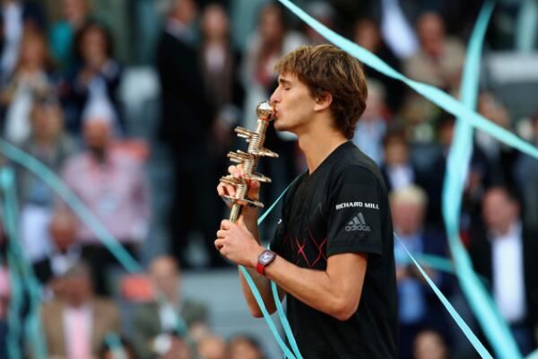 她们不仅要 她们不仅要