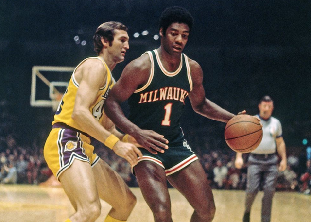 世界能够涌 世界能够涌