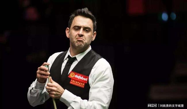 三分球！詹姆斯生涯50000分，连场里程碑中新体坛.