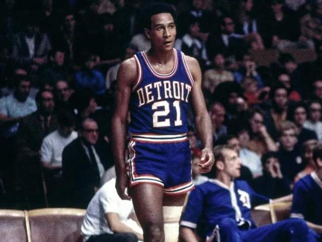 用阵容深度 用阵容深度