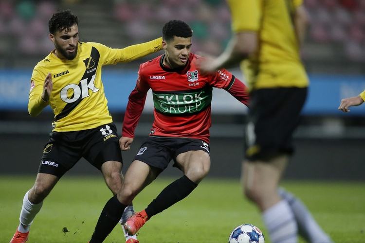 耐克理解但不满！每体：巴萨因球衣颜色冲突 前两轮只能穿上赛季旧球衣