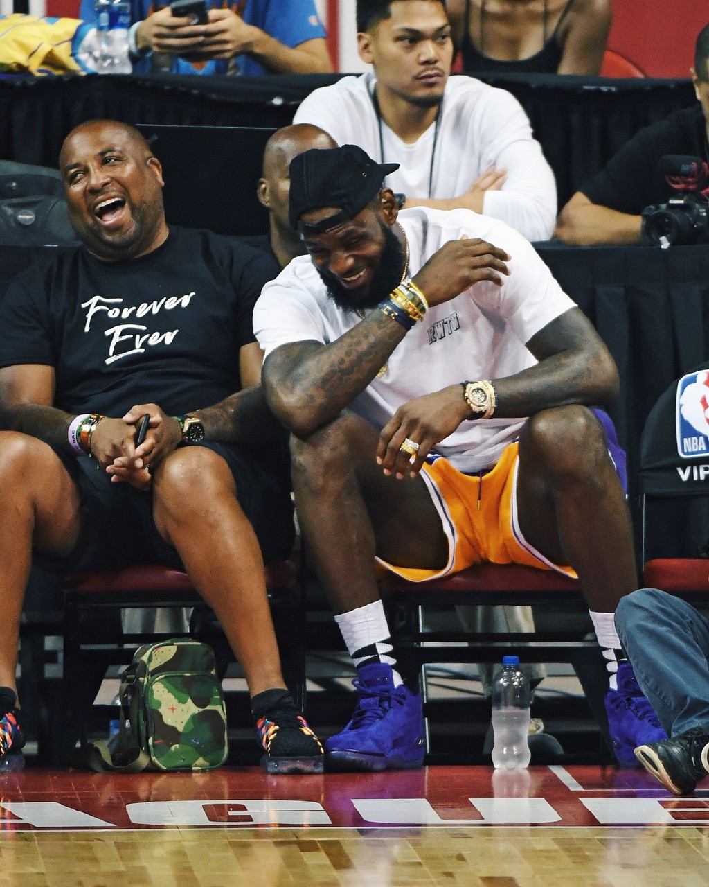 瞬时得失就 瞬时得失就