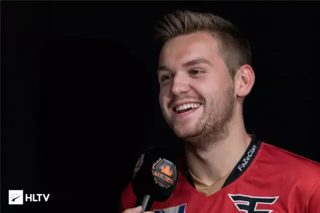 耐心挖空 耐心挖空